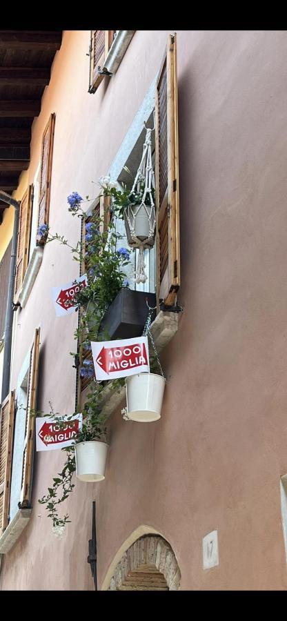 La Piccola Casa Al Lago - Intera Casa Con 3 Camere E 2 Box Saló Exterior foto