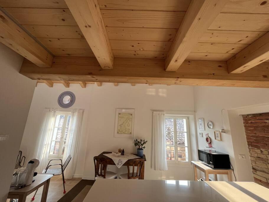 La Piccola Casa Al Lago - Intera Casa Con 3 Camere E 2 Box Saló Exterior foto