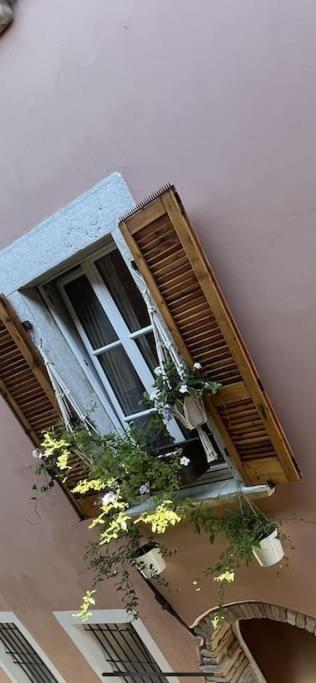 La Piccola Casa Al Lago - Intera Casa Con 3 Camere E 2 Box Saló Exterior foto